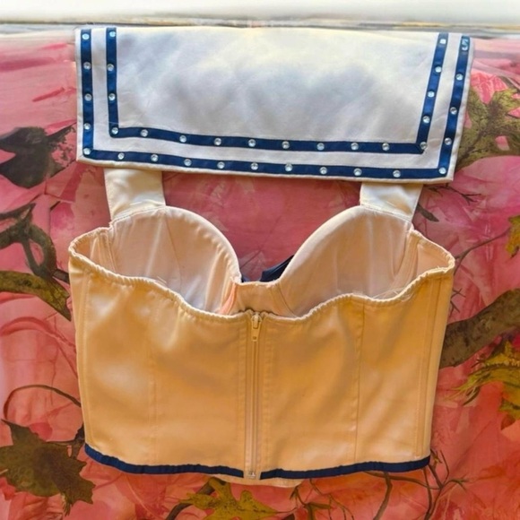 dolls kill trickz n’ treatz sexy sailor 2 piece halloween costume matching set - Picture 7 of 8